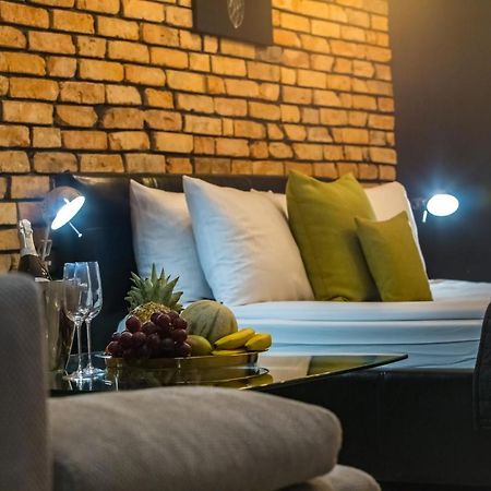 Leo Apartments Main Square Krakow Bagian luar foto