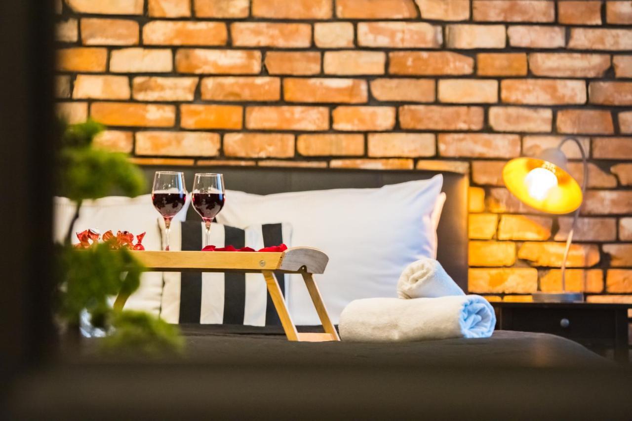 Leo Apartments Main Square Krakow Bagian luar foto