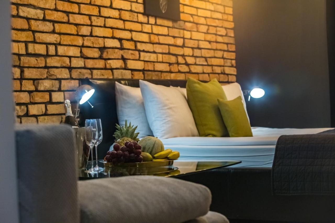 Leo Apartments Main Square Krakow Bagian luar foto