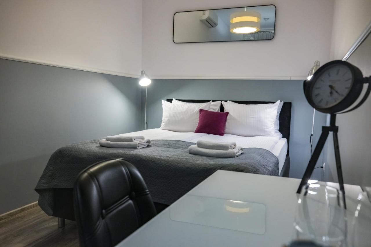 Leo Apartments Main Square Krakow Bagian luar foto