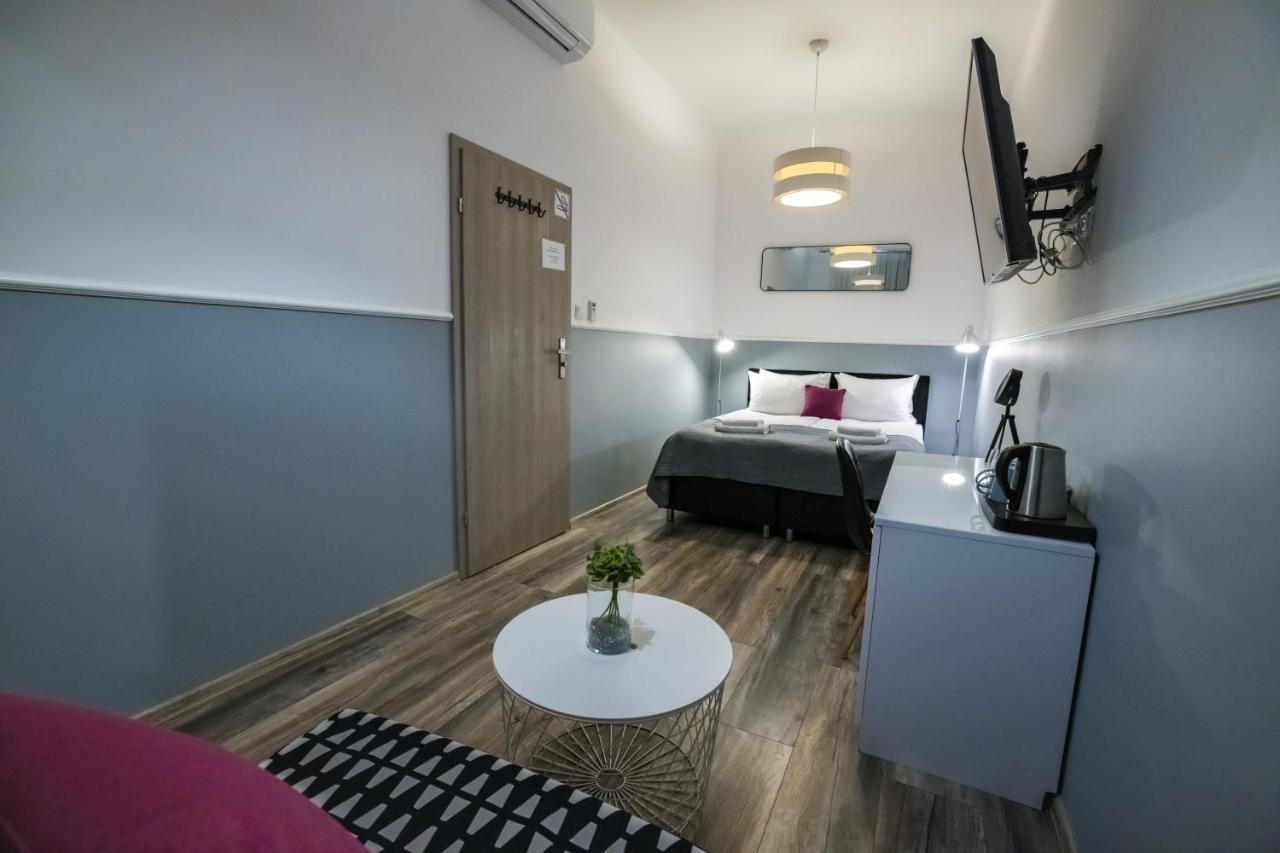 Leo Apartments Main Square Krakow Bagian luar foto