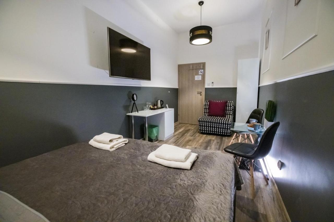 Leo Apartments Main Square Krakow Bagian luar foto