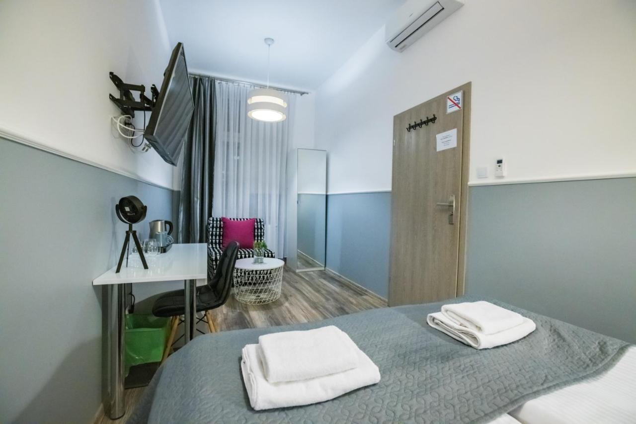 Leo Apartments Main Square Krakow Bagian luar foto