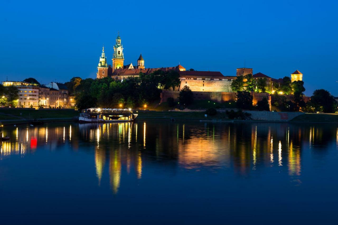 Leo Apartments Main Square Krakow Bagian luar foto
