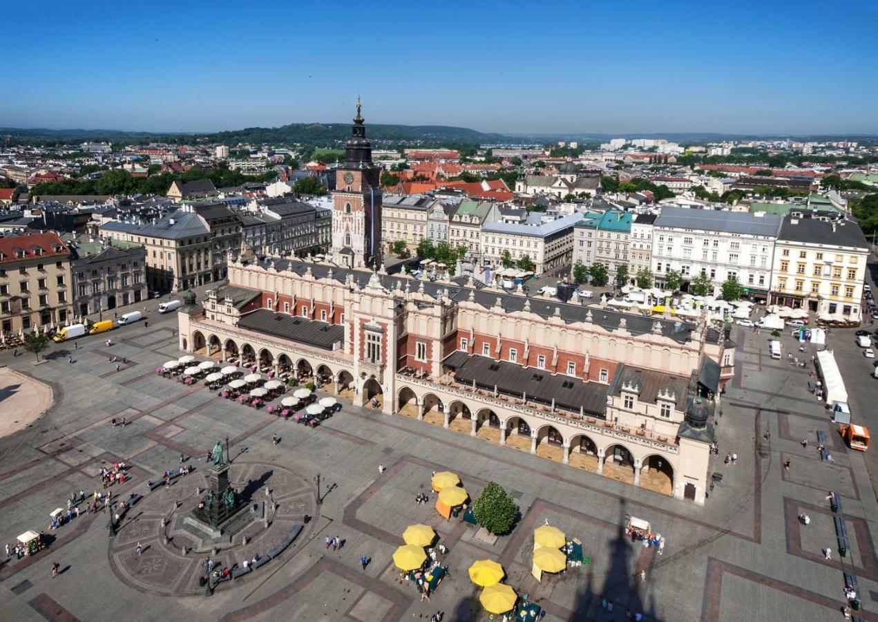 Leo Apartments Main Square Krakow Bagian luar foto